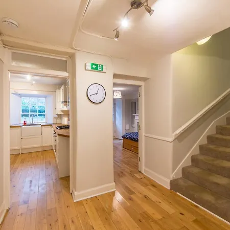 شقة 5 Bedrooms Central إدنبرة