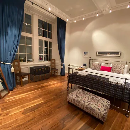 Royal Mile Mansions By 爱丁堡