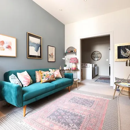 Altido Stunning 1-bed Maisonette In The New Town