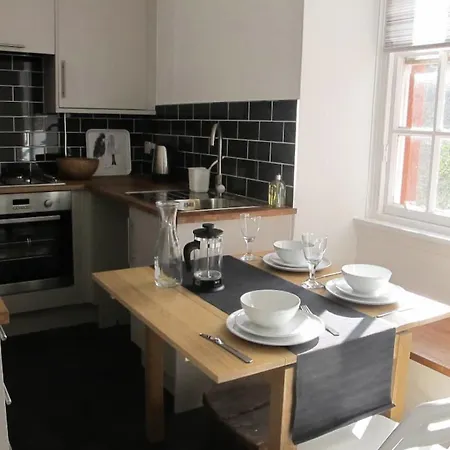 2 Chessels Court, Flat 3 شقة إدنبرة