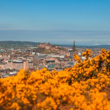 Сasa de vacaciones Mapmakers Townhouse - The Address