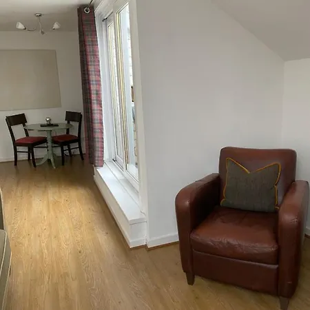 The Bothwell Bonnie Thistle Apartment