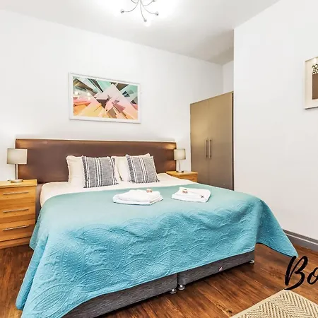 Spacious Royal Mile 4br-2,5ba - Free Parking By Bonjour Residences Edinburgh