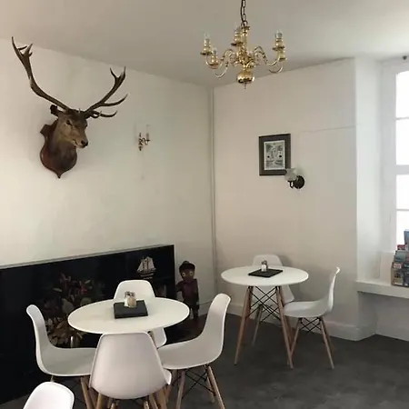 Hotel The Stag Head *