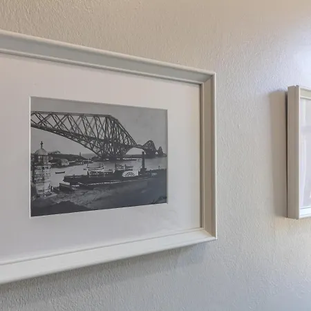 Pass The Keys Spacious And Homely Flat On The Royal Mile