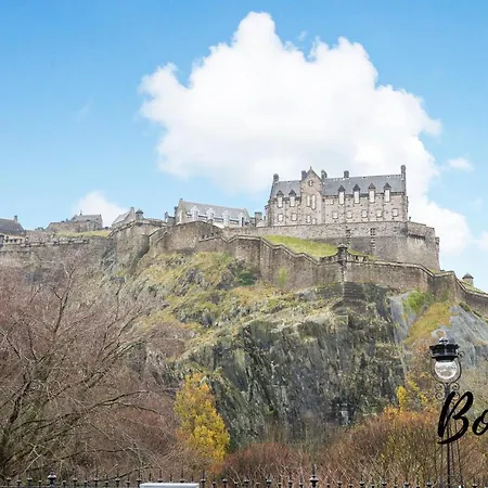 New Town 3br-2ba, On Rose Street - Free Parking By Bonjour Residences *