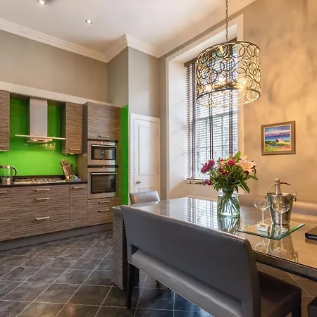 The Edinburgh Address - Castle View Apartment Apartment
