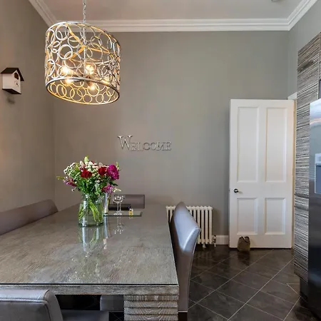 Apartment The Edinburgh Address - Castle View Apartment *