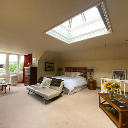 Claremont House B&B