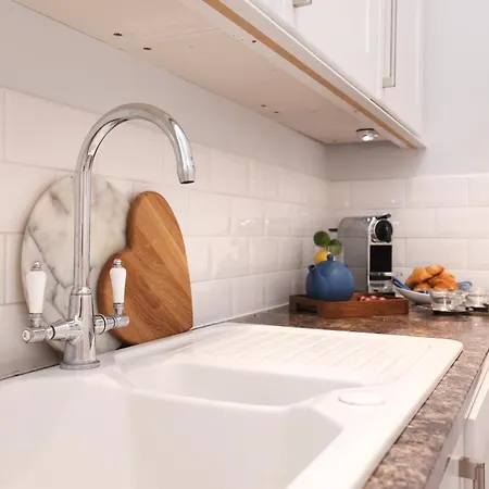 Joivy Fantastic New Town Flat With Shared Garden Daire