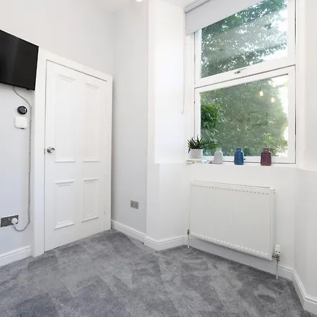 Joivy Fantastic New Town Flat With Shared Garden Daire