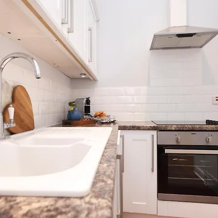 Joivy Fantastic New Town Flat With Shared Garden