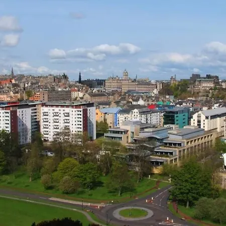 Royal Mile & Arthur's Seat Apt With Private Parking *