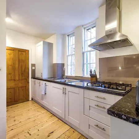 Guestready - Large & Comfortable 3br Flat In Stockbridge * Edinburgh