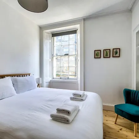 Guestready - Large & Comfortable 3br Flat In Stockbridge * Edinburgh