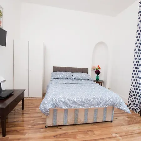 7 Bedroom Townhouse Hébergement de vacances Édimbourg