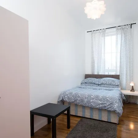 펜션 7 Bedroom Townhouse 에든버러