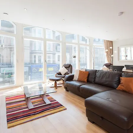 Shandwick - Centre - Sleeps 2