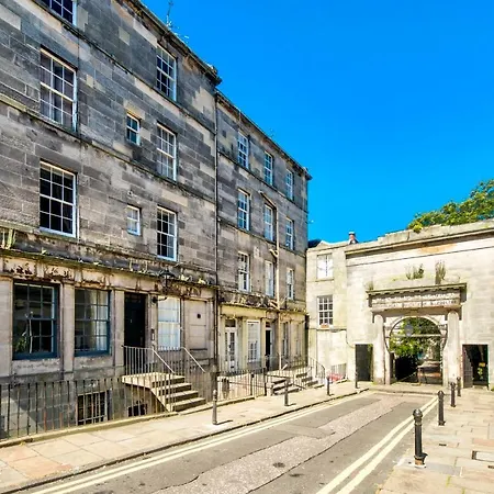 Guestready - Large & Comfortable 3br Flat In Stockbridge * Edinburgh