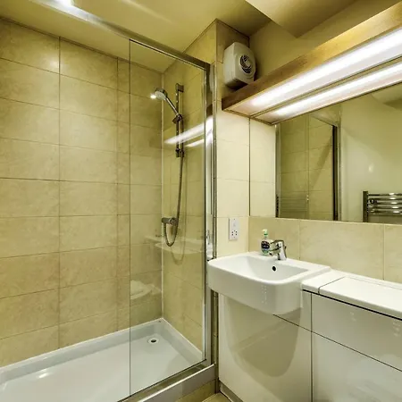 Guestready - Large & Comfortable 3br Flat In Stockbridge Apartment