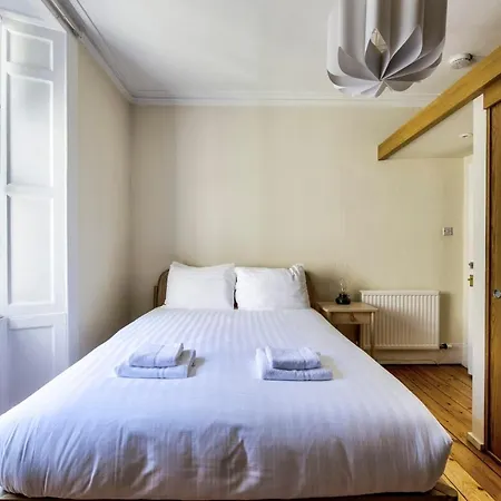 Guestready - Large & Comfortable 3br Flat In Stockbridge Apartment Edinburgh