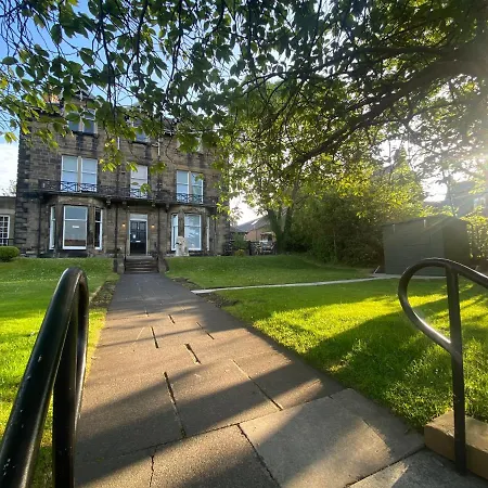 No6 West Coates Hotel 3*