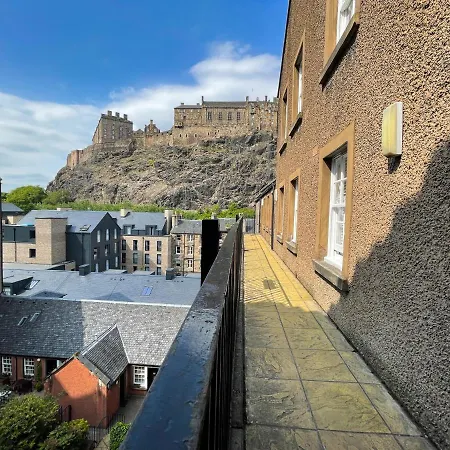 Hart Castle Rock Grassmarket Édimbourg