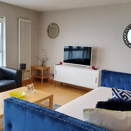 2 Bed Aprtmt- Waterfront, 5 Beds, Parking Appartement Edinburgh
