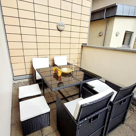 2 Bed Aprtmt- Waterfront, 5 Beds, Parking * 爱丁堡