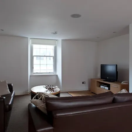 My-canning Street *