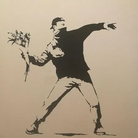 Fringe Base With Garden Near The Meadows * Edinburg