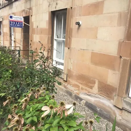 Fringe Base With Garden Near The Meadows Apartment Edinburgh
