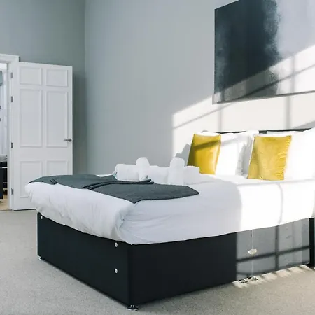 Joivy Modern 1 Bed Flat Next To Haymarket Station * Edimburgo