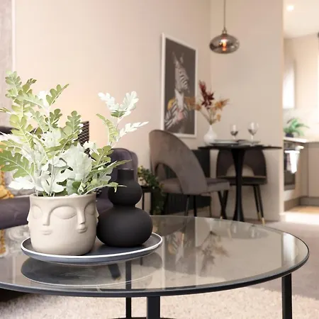 Apartmán Joivy Modern 1 Bed Flat In West End, Close To Princes Gardens Edinburgh