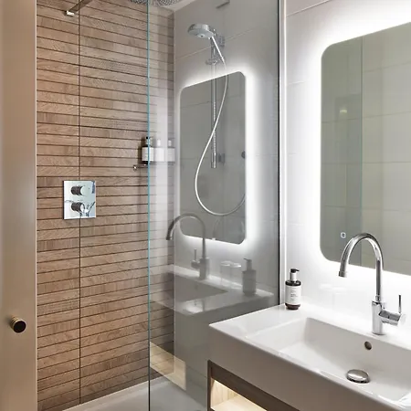 Voco - Haymarket By Ihg Hotel 4*