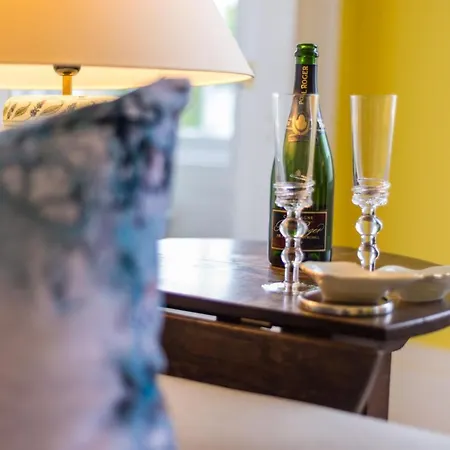 Huntly Street Эдинбург