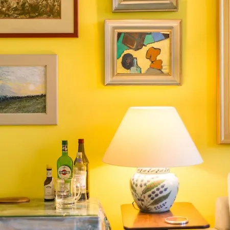 Huntly Street Эдинбург