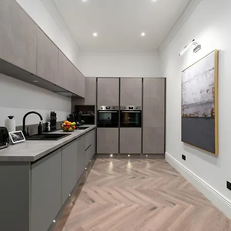 فندق Luxury Georgian Retreat - Hot Tub - Patio