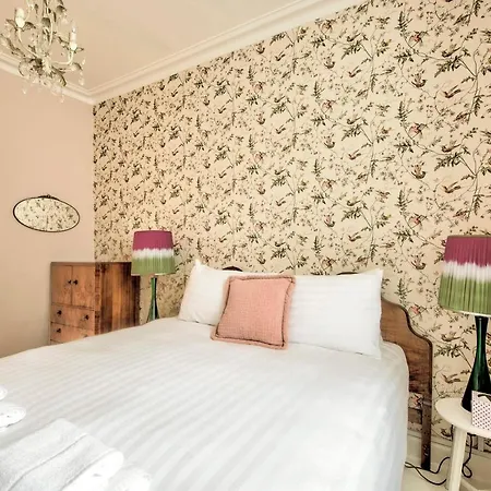 Guestready - Designer Chic 2Br Flat In Edinburgh New Town