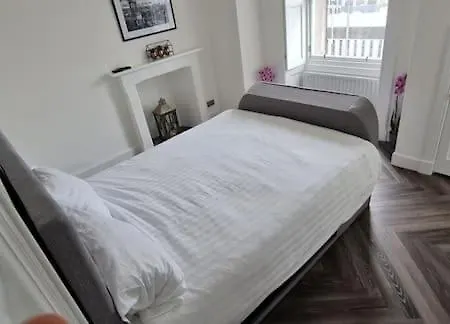 Castle Terrace 1 Bed Looking Onto Castle - Sleeps Upto 4 Apartmán Edinburgh