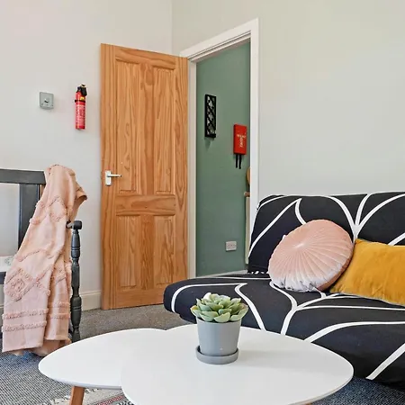 Cozy With Character Logie Main Door Flat Appartement *