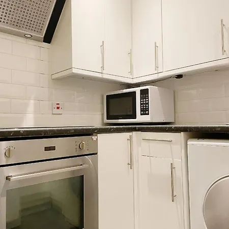 Apartment Mayfield Apartment