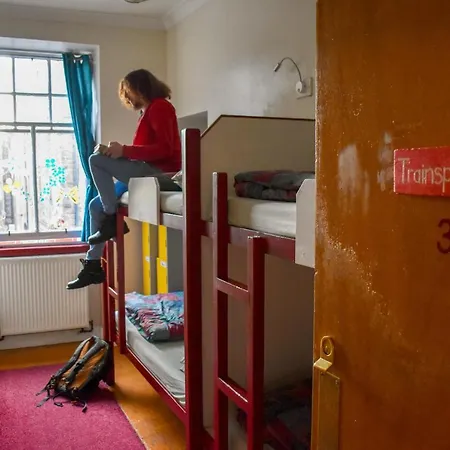 Royal Mile Backpackers * Edinburgh