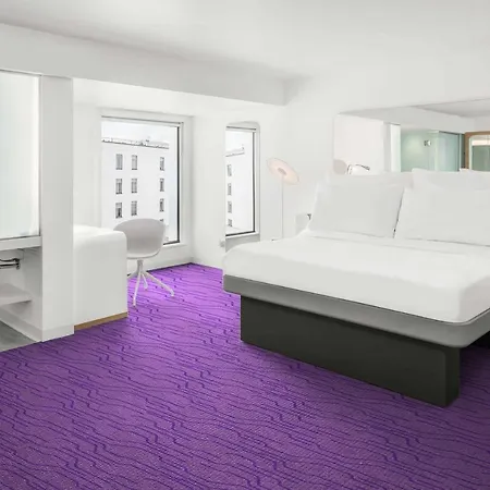 Yotel 4*