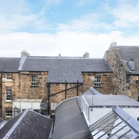 Appartement Joivy Modern In New Town, On Historic George Street