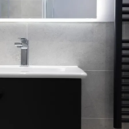 Appartement Joivy Modern In New Town, On Historic George Street *