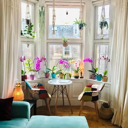 Cosy 2 Bedroom Flat In エディンバラ