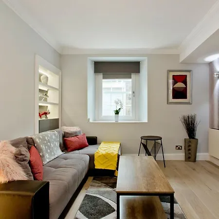 Ultra Modern, West End Village, Refurbished Basement Appt * Edinburgh