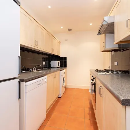 Altido Astonishing And Airy 1br Apt Right In The Centre Appartement
