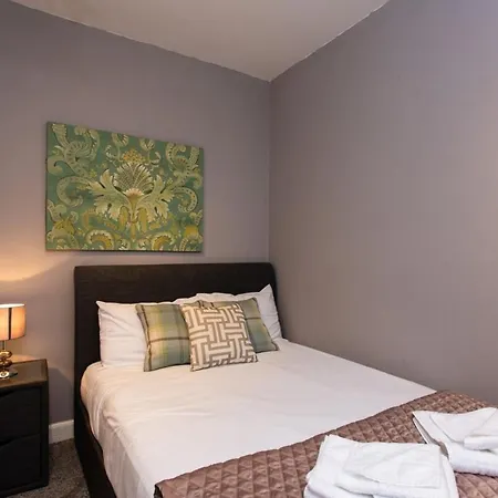 Historic 4 Bedroom Apartment In Dean Village *